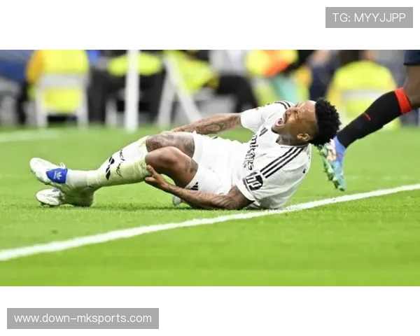 米利唐拉伤提前离场，皇马防线遭遇突发打击